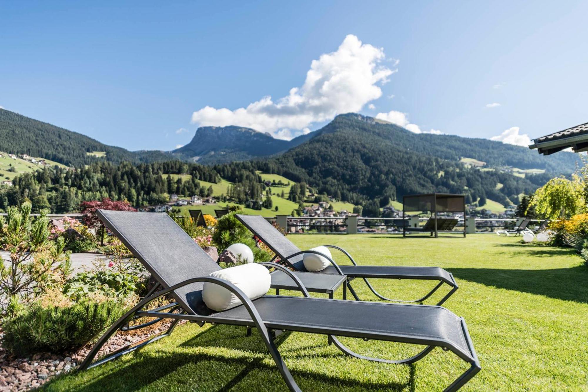 Rainell Dolomites Retreat Otel Urtijëi Dış mekan fotoğraf