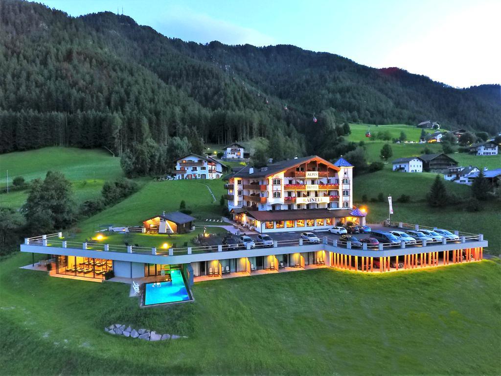 Rainell Dolomites Retreat Otel Urtijëi Dış mekan fotoğraf
