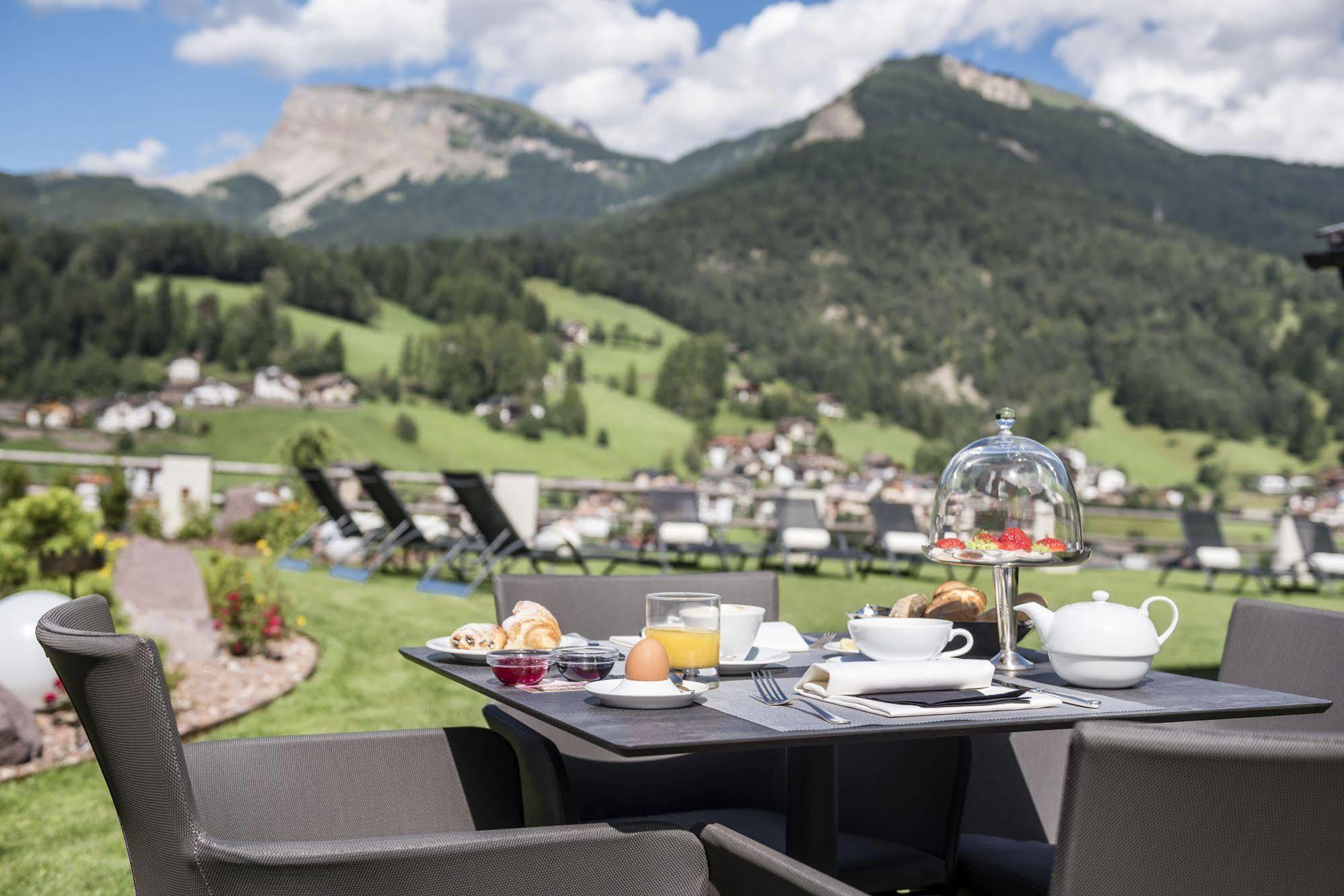 Rainell Dolomites Retreat Otel Urtijëi Dış mekan fotoğraf